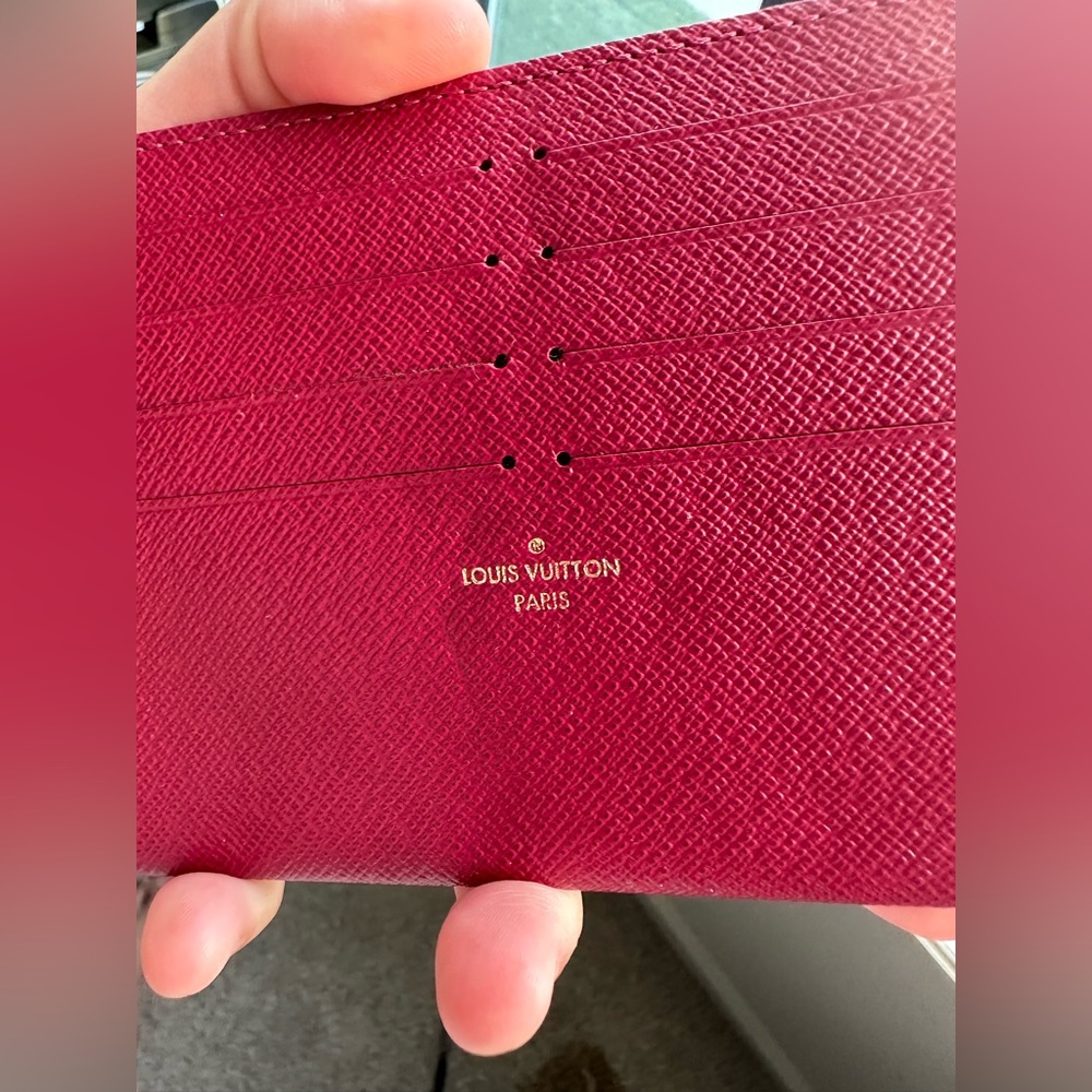 Louis Vuitton Felicie Pochette card insert